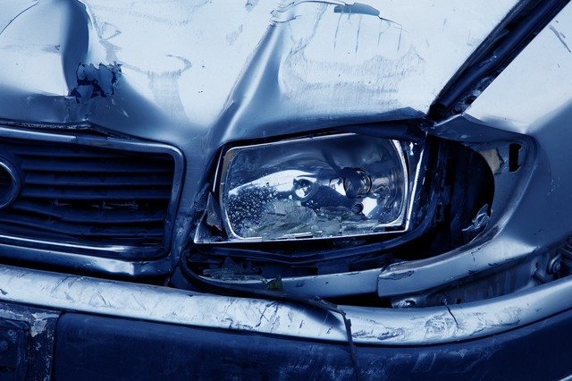 Photo of the front end of a car damaged in an accident, representing how Logan County car crash lawyer Jason Harwood of Harwood Legal uses his thorough understanding of West Virginia auto accident laws to help his fellow West Virginians in car crash cases.